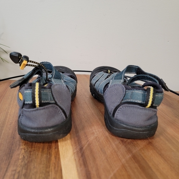 Keen Blue Sport Sandals Water Shoe Sport Sandals Summer Vacation Kids Size 2 - Picture 7 of 16